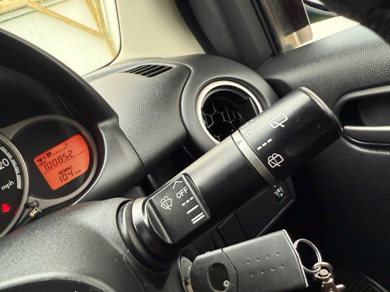 Used Mazda Mazda2 2012 for sale - 76823720: Photo 36