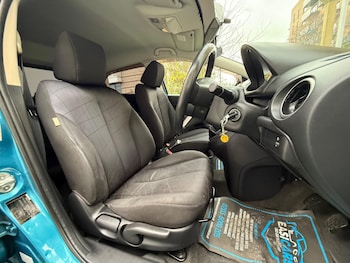 Used Mazda Mazda2 2012 for sale - 76823720: Photo