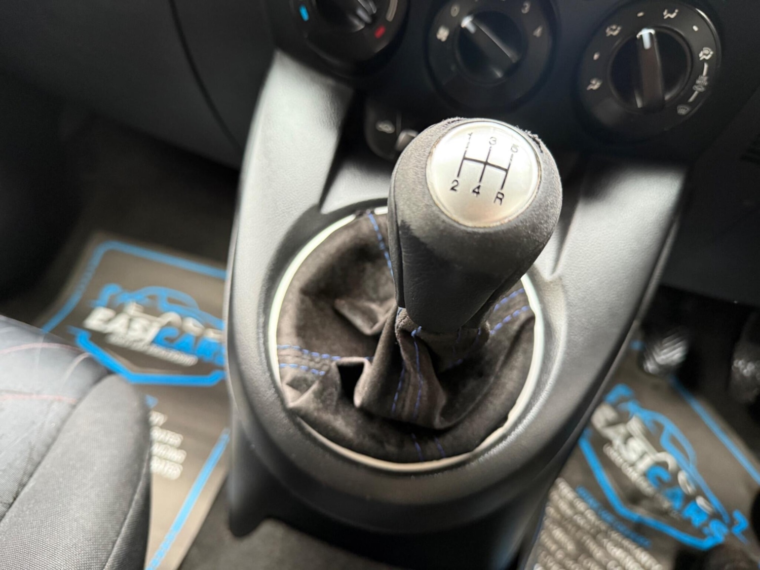 Used Mazda Mazda2 2012 for sale - 76823720: Photo 47