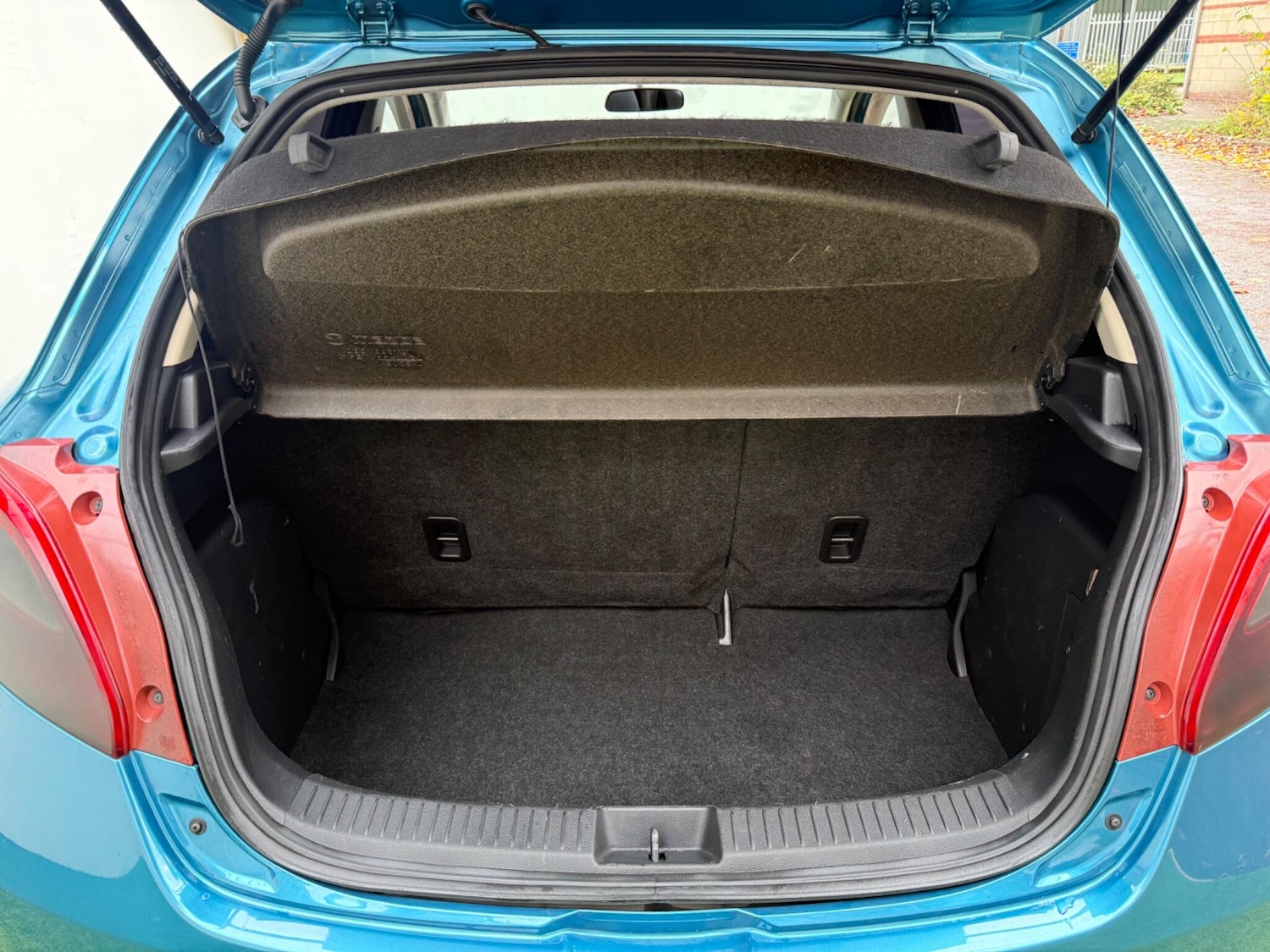 Used Mazda Mazda2 2012 for sale - 76823720: Photo 8