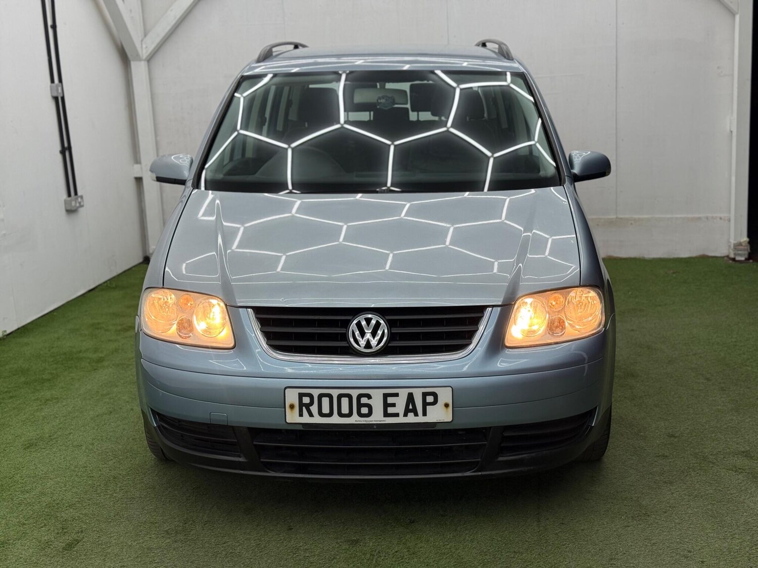 Used Volkswagen Touran 2006 for sale - 77940142: Photo 12