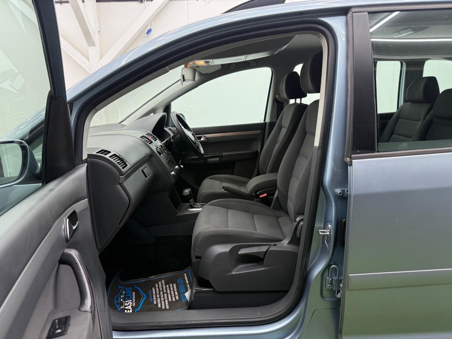 Used Volkswagen Touran 2006 for sale - 77940142: Photo 29