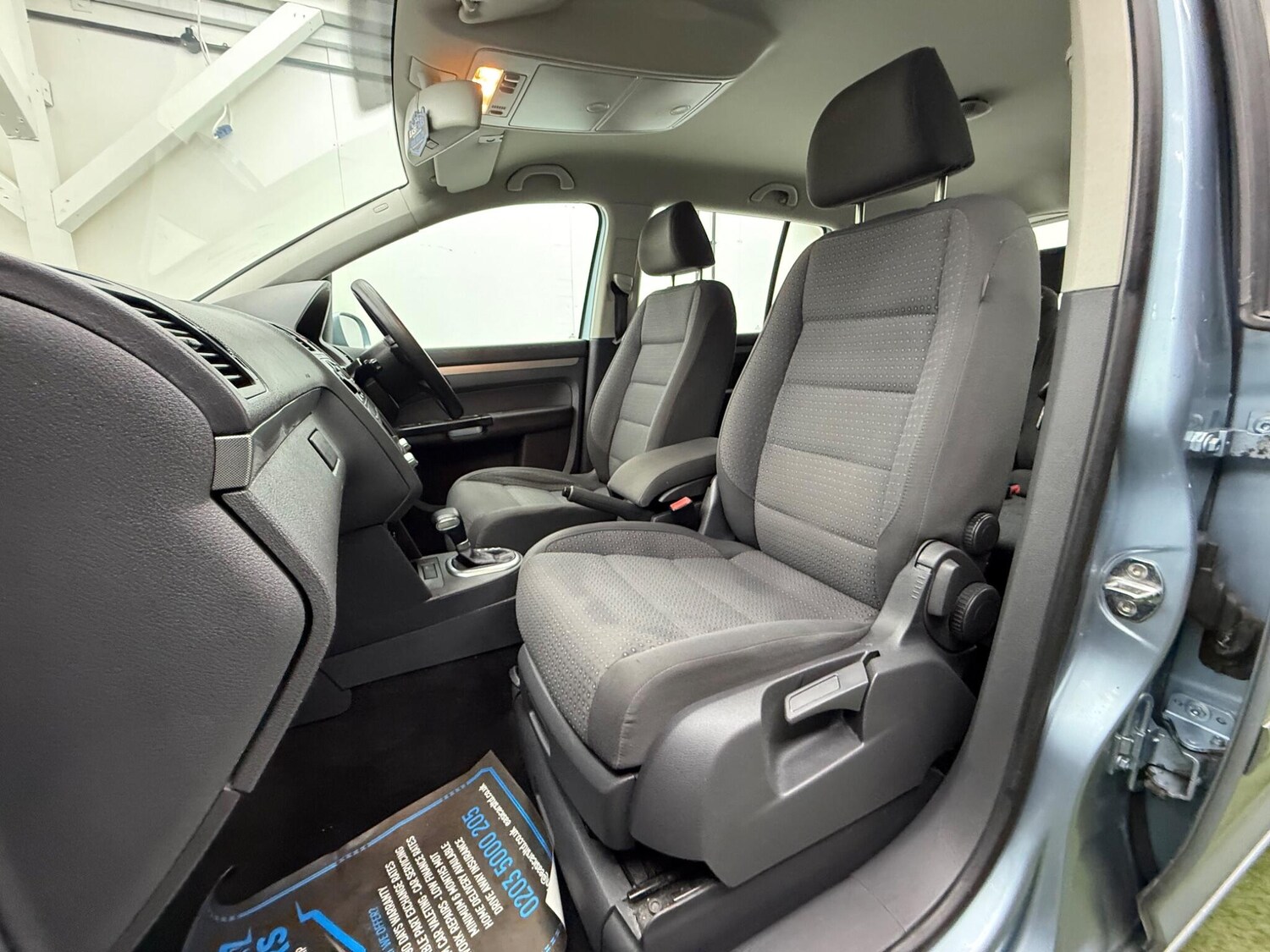 Used Volkswagen Touran 2006 for sale - 77940142: Photo 30