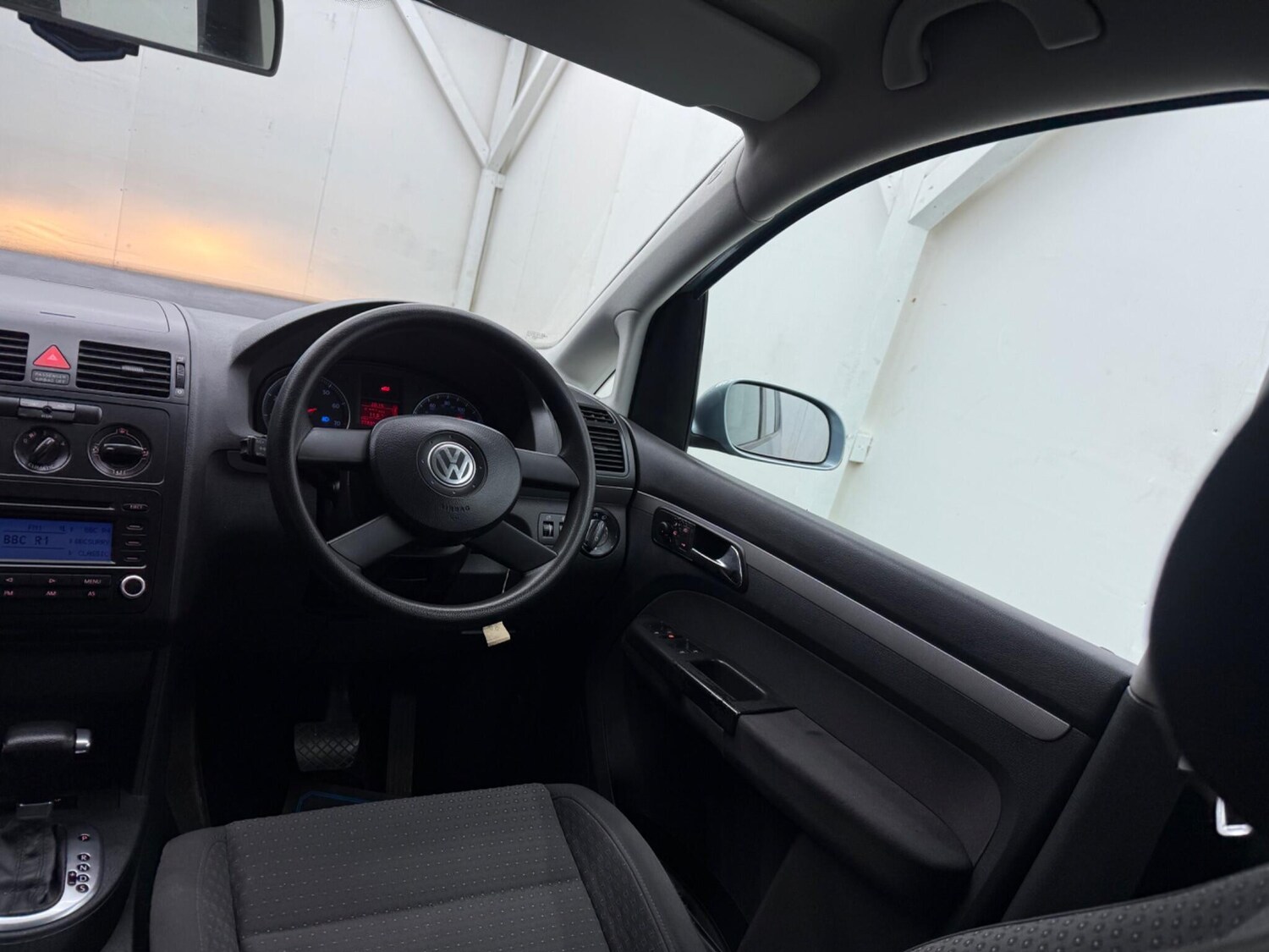 Used Volkswagen Touran 2006 for sale - 77940142: Photo 41