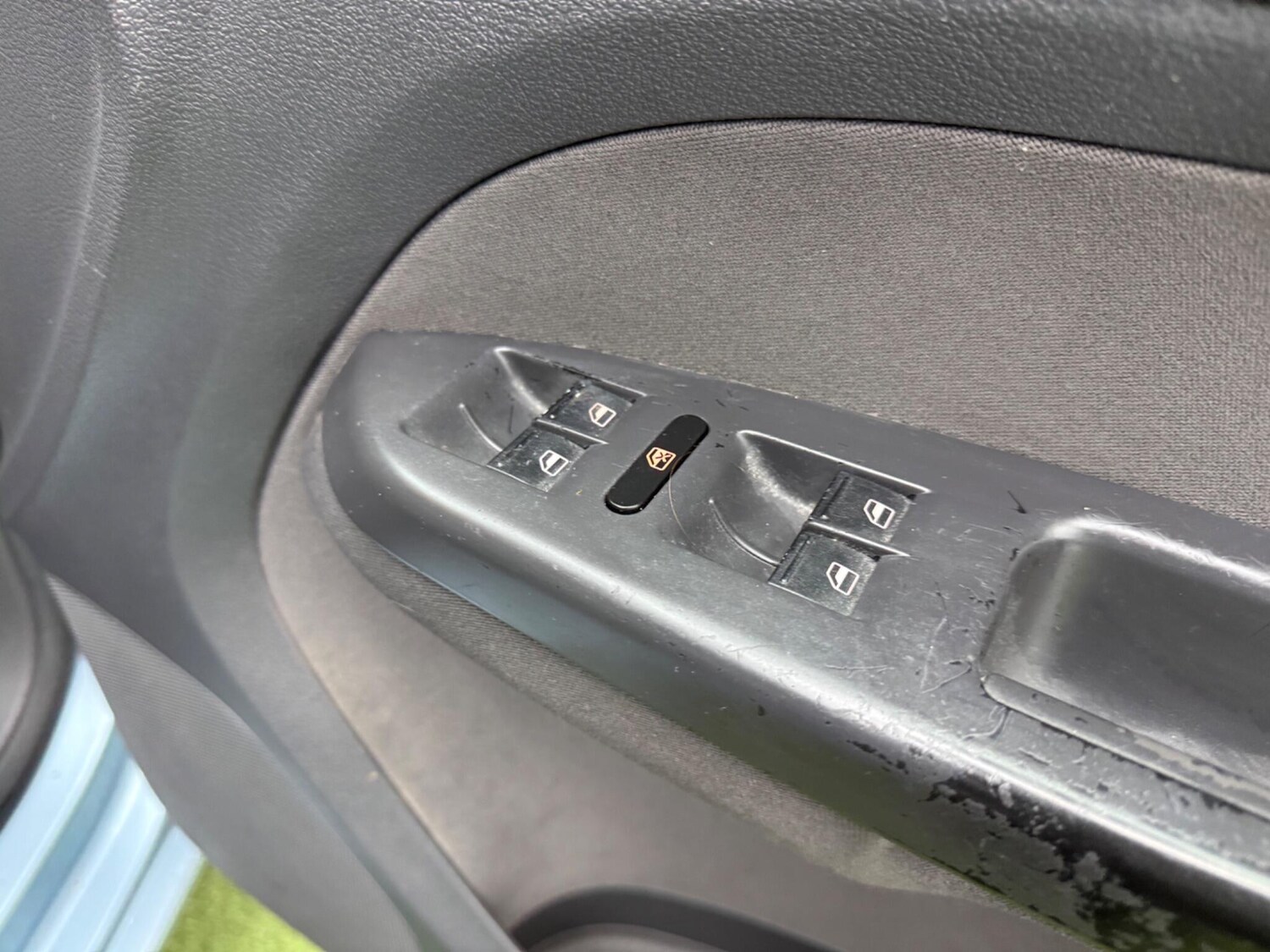 Used Volkswagen Touran 2006 for sale - 77940142: Photo 42