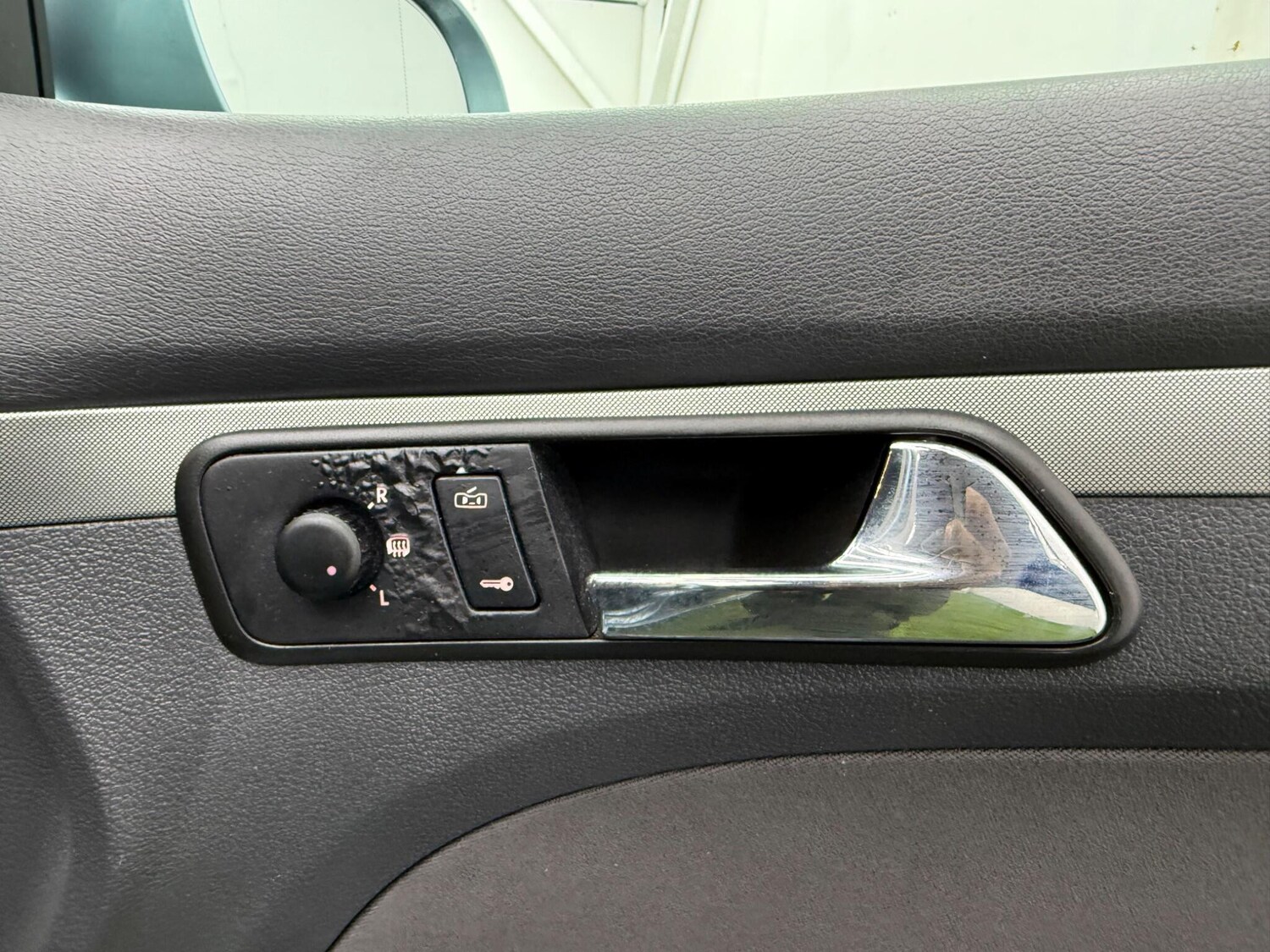 Used Volkswagen Touran 2006 for sale - 77940142: Photo 43