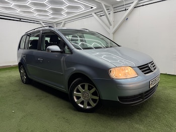 Used Volkswagen Touran 2006 for sale - 77940142: Photo
