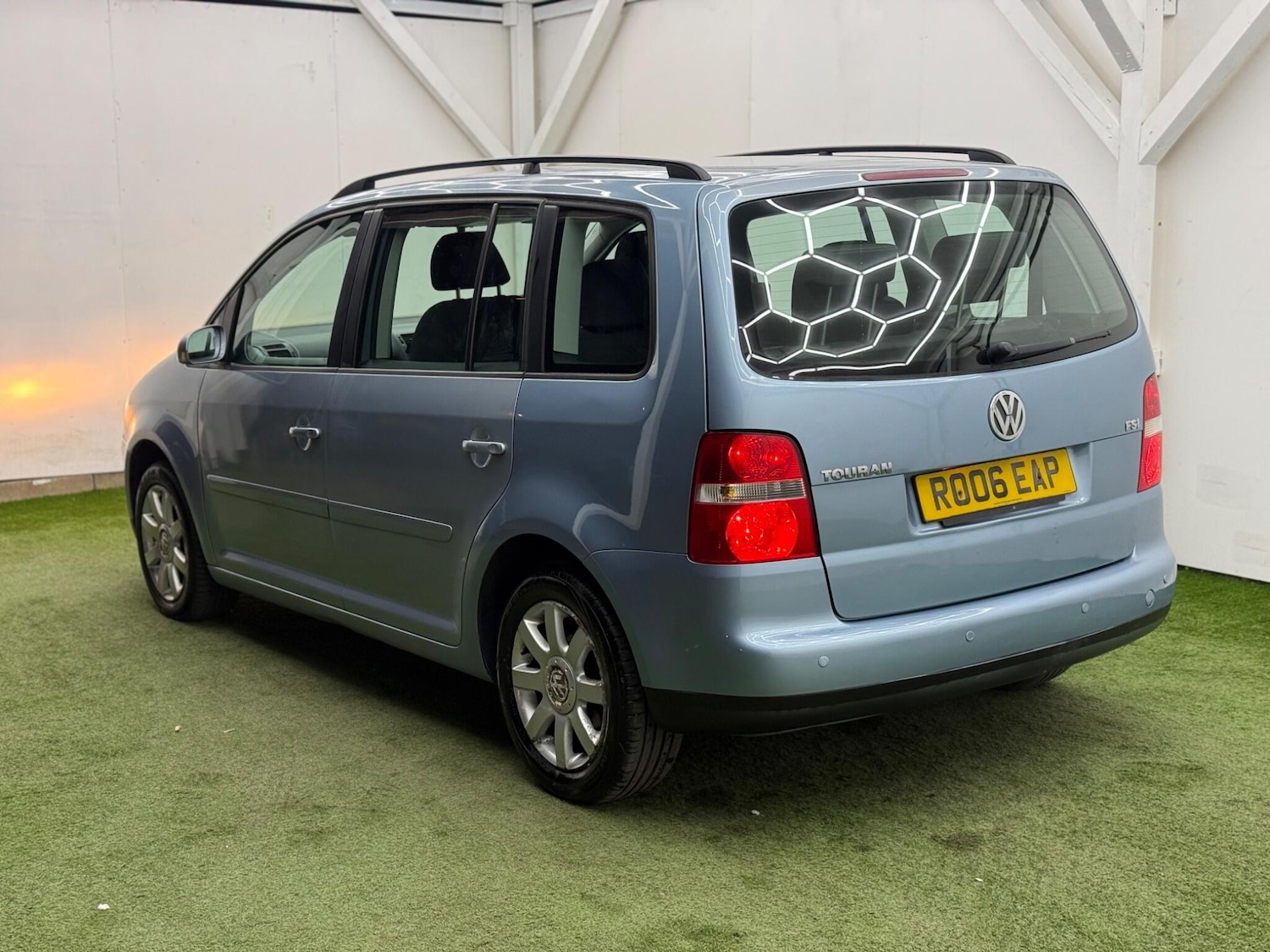 Used Volkswagen Touran 2006 for sale - 77940142: Photo 9