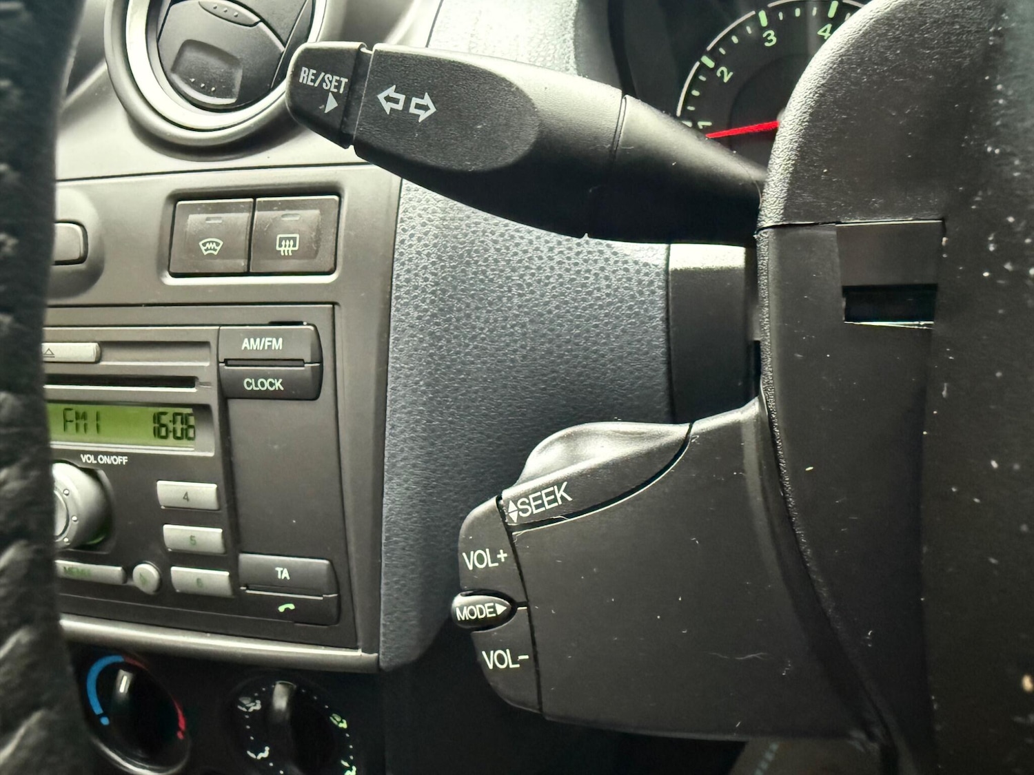 Used Ford Fiesta 2008 for sale - 76408853: Photo 34