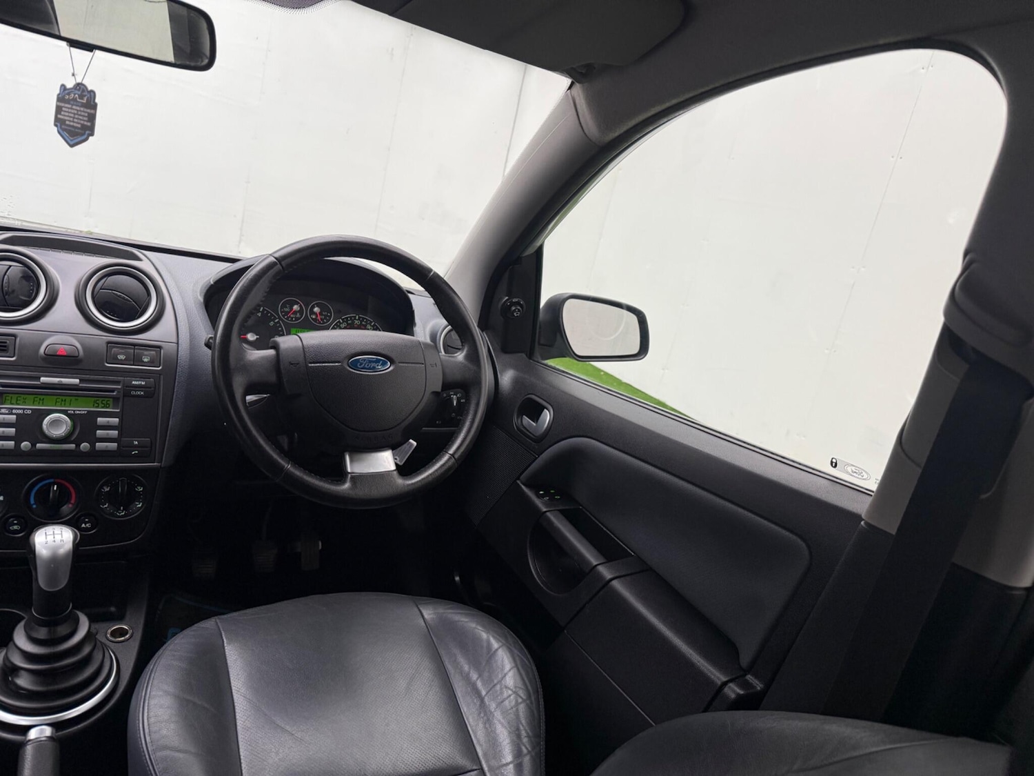 Used Ford Fiesta 2008 for sale - 76408853: Photo 37