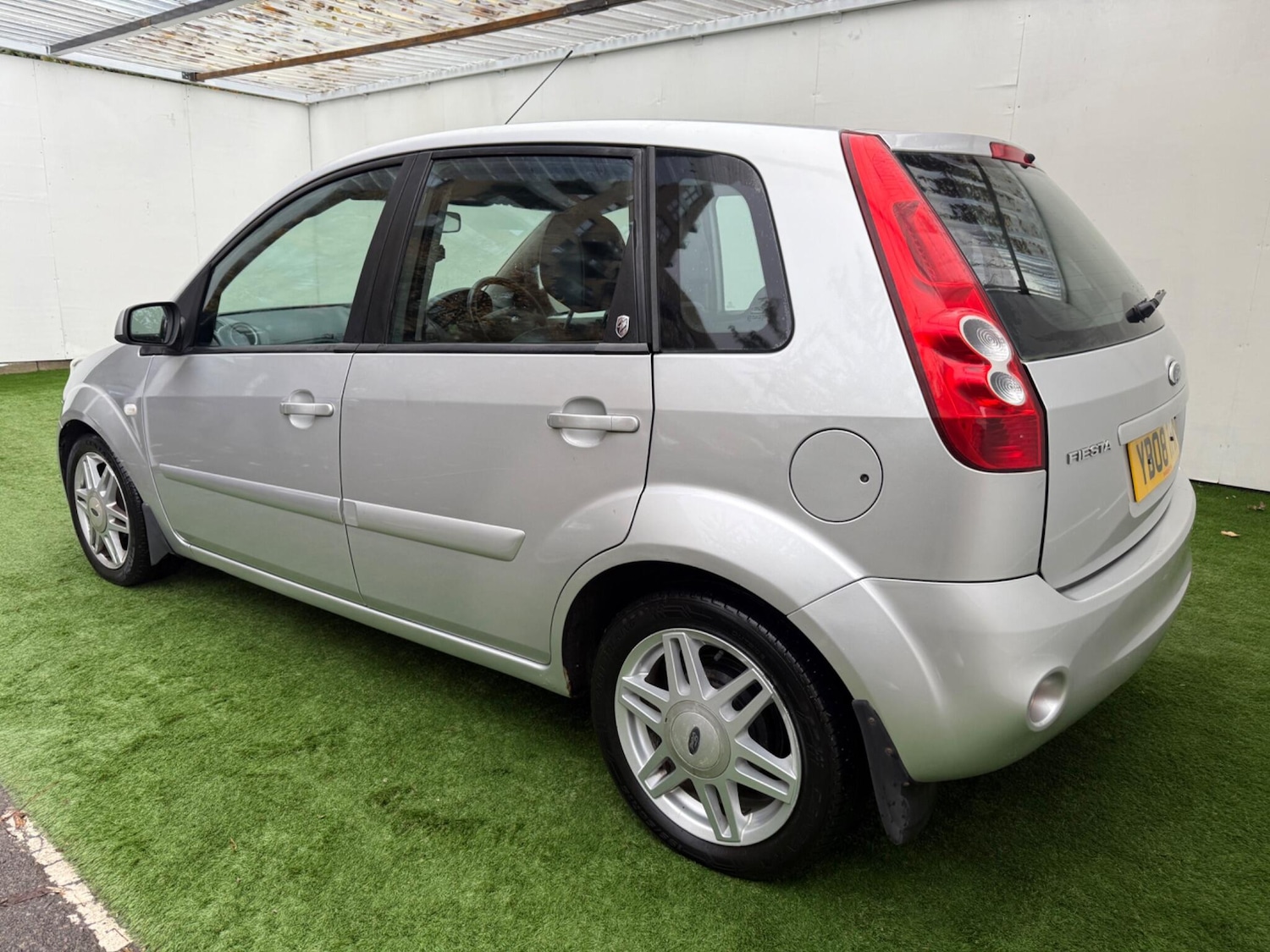 Used Ford Fiesta 2008 for sale - 76408853: Photo 9