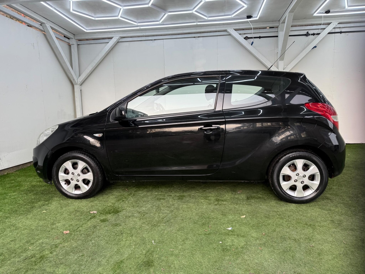 Used Hyundai i20 2010 for sale - 77084505: Photo 10
