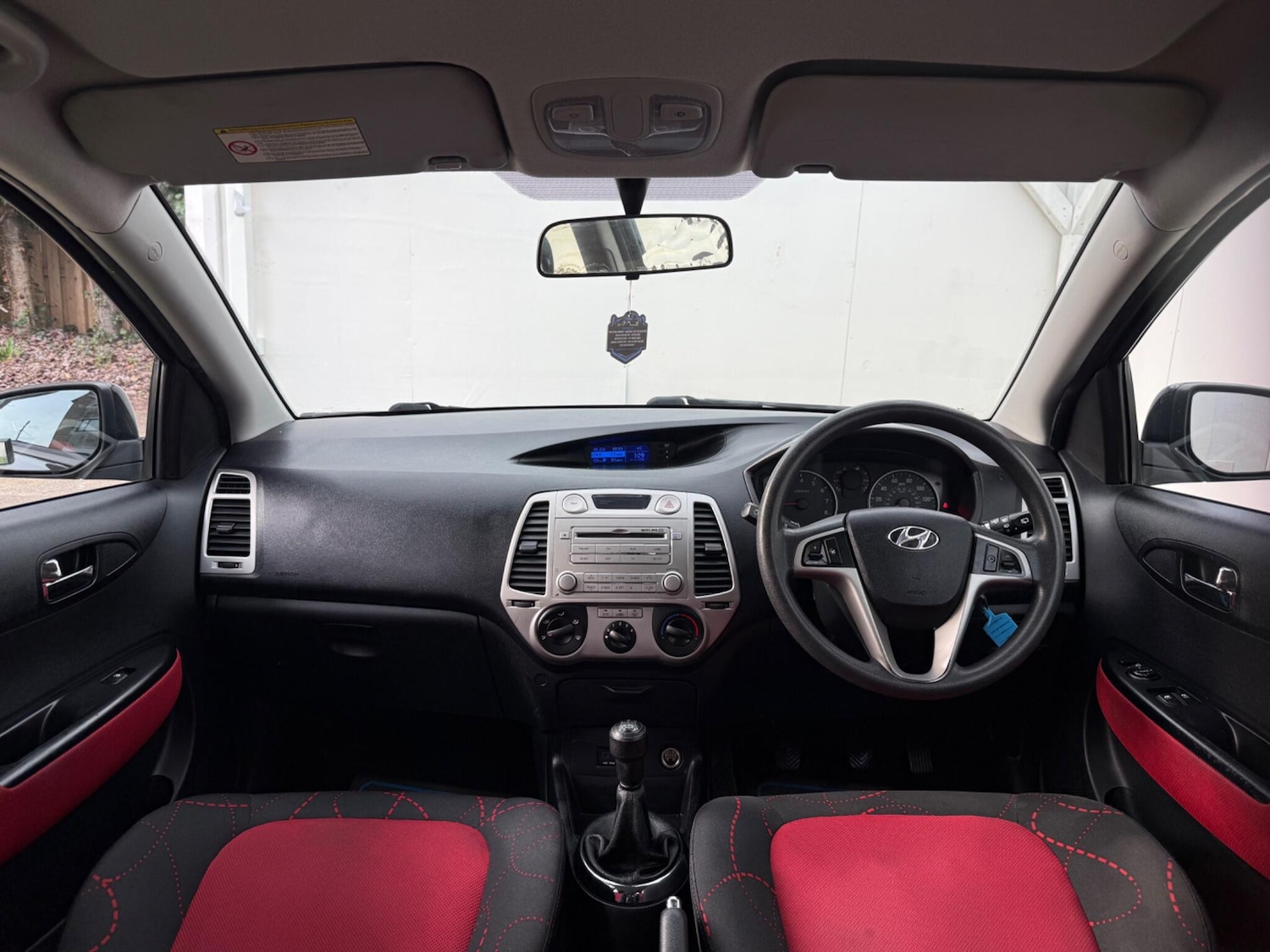 Used Hyundai i20 2010 for sale - 77084505: Photo 25