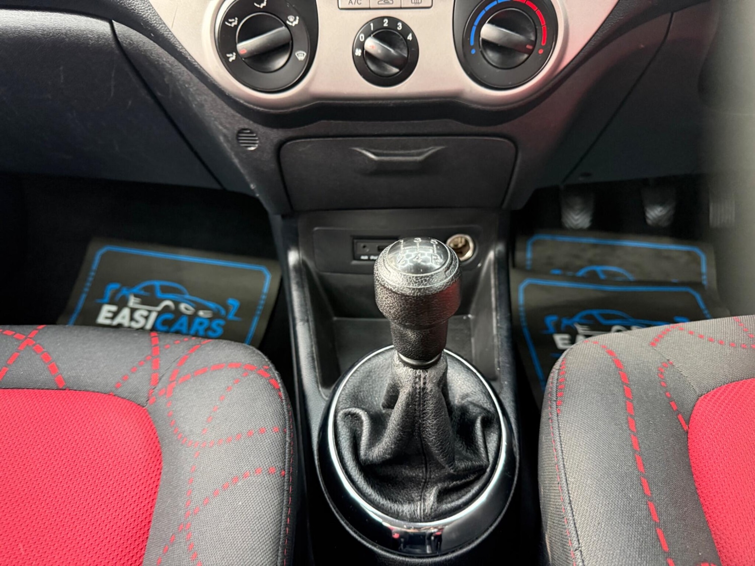 Used Hyundai i20 2010 for sale - 77084505: Photo 27