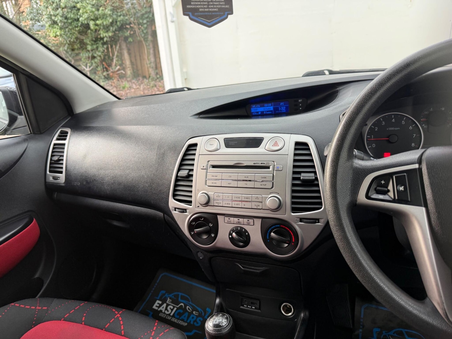 Used Hyundai i20 2010 for sale - 77084505: Photo 47