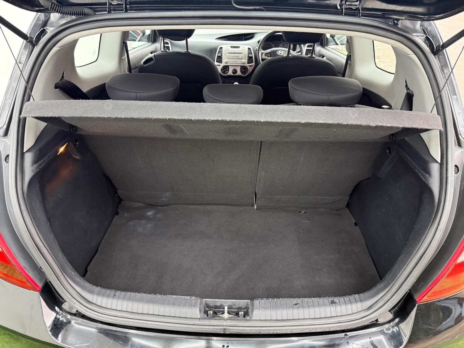 Used Hyundai i20 2010 for sale - 77084505: Photo 8