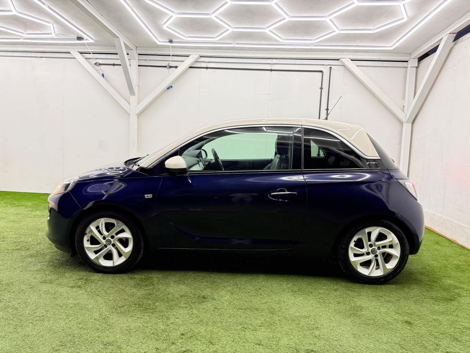 Used Vauxhall ADAM for sale - 77266763: Photo 10