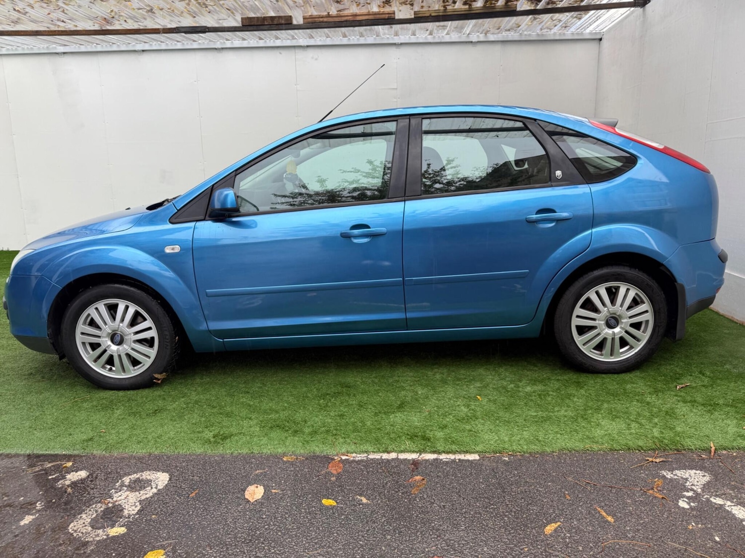 Used Ford Focus 2005 for sale - 76409361: Photo 10