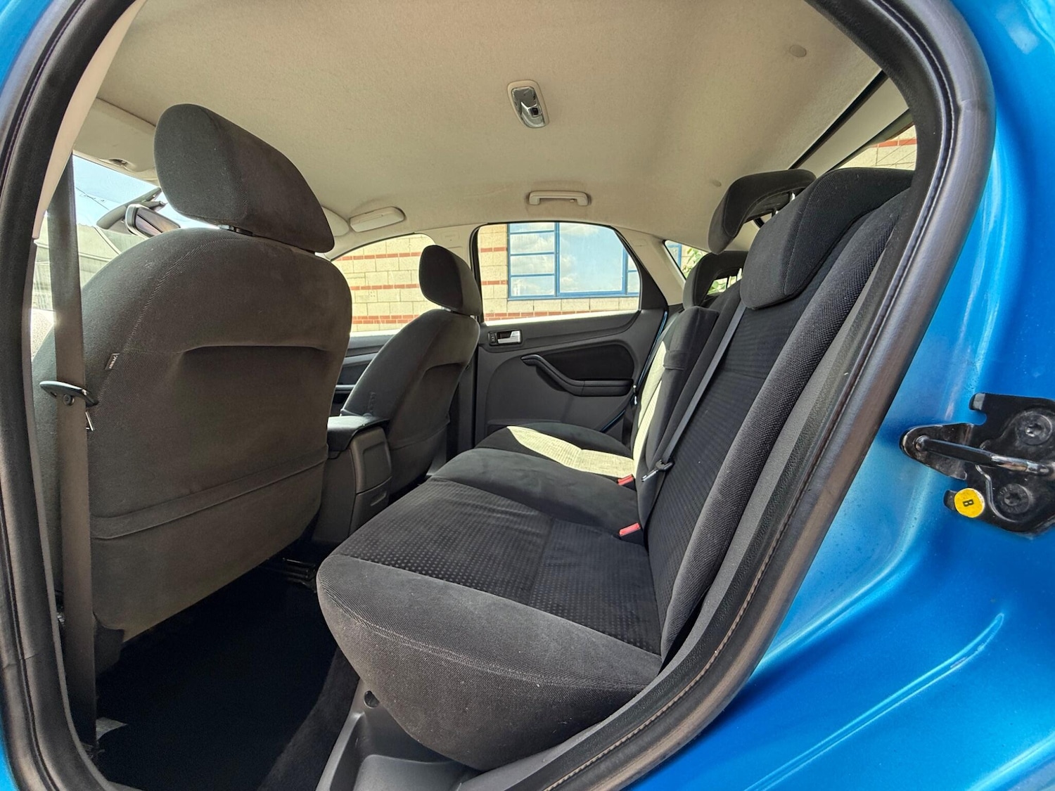 Used Ford Focus 2005 for sale - 76409361: Photo 23