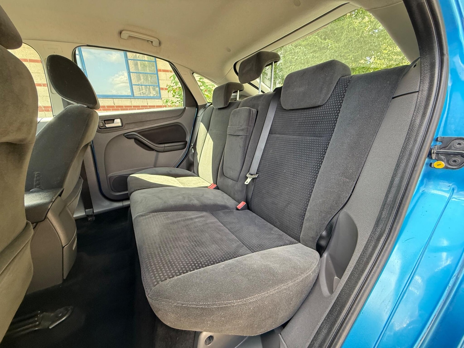 Used Ford Focus 2005 for sale - 76409361: Photo 24