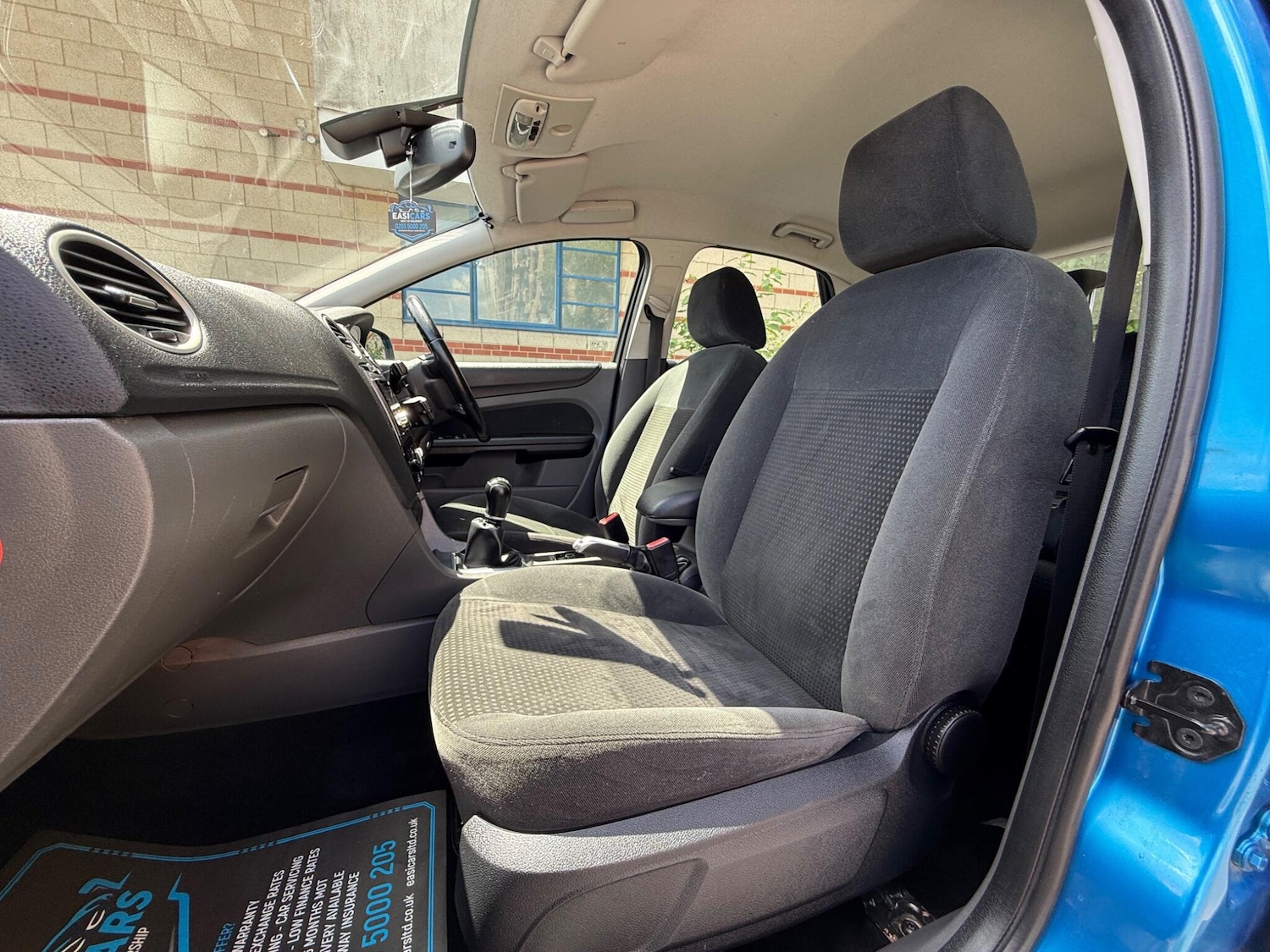 Used Ford Focus 2005 for sale - 76409361: Photo 26