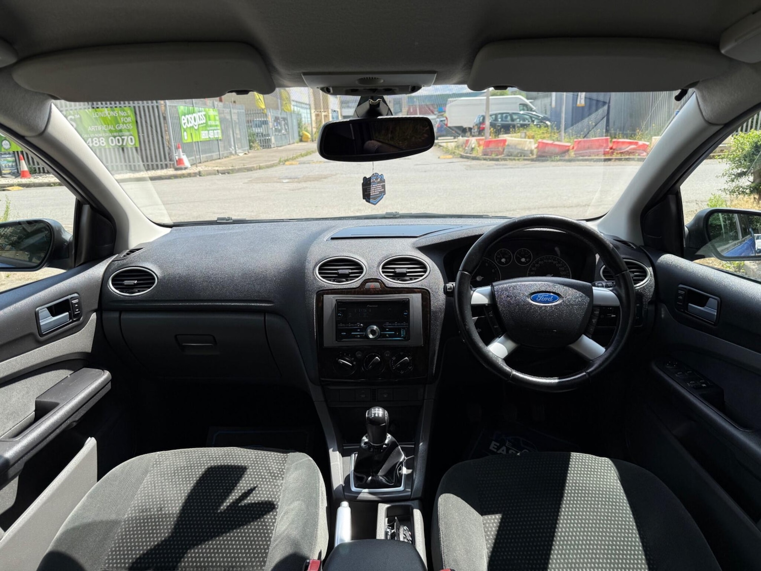 Used Ford Focus 2005 for sale - 76409361: Photo 28