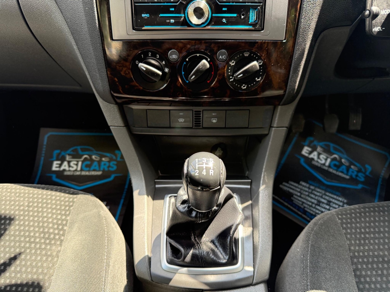 Used Ford Focus 2005 for sale - 76409361: Photo 30