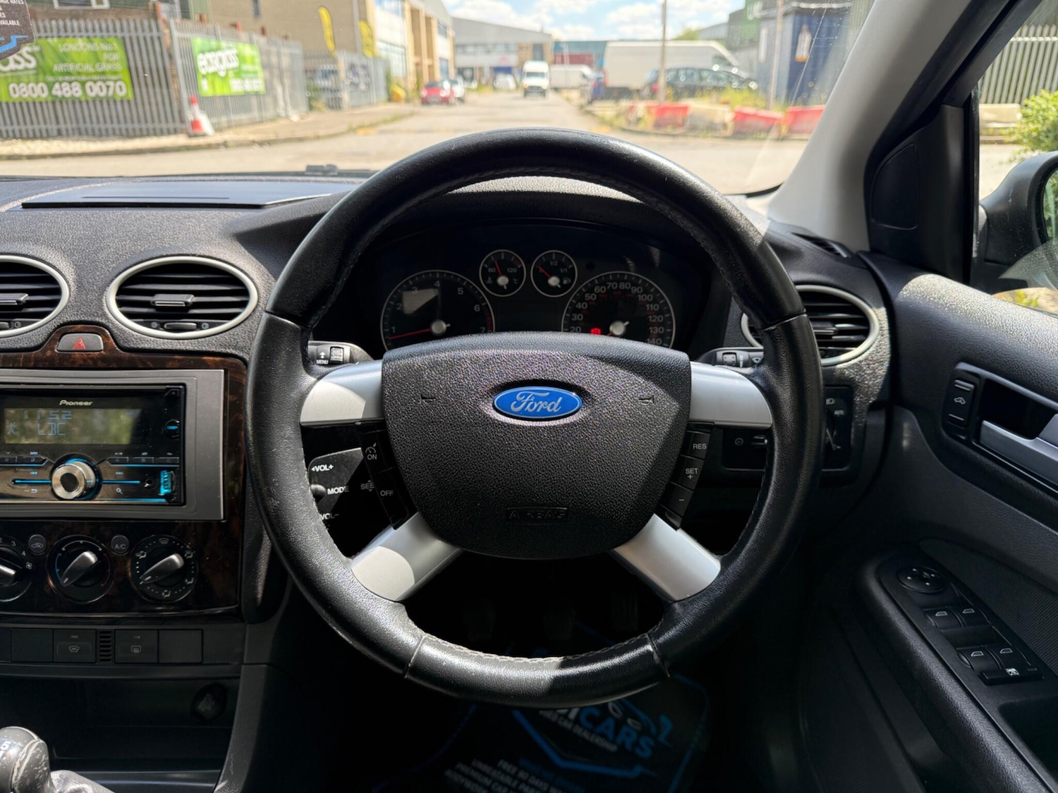 Used Ford Focus 2005 for sale - 76409361: Photo 32