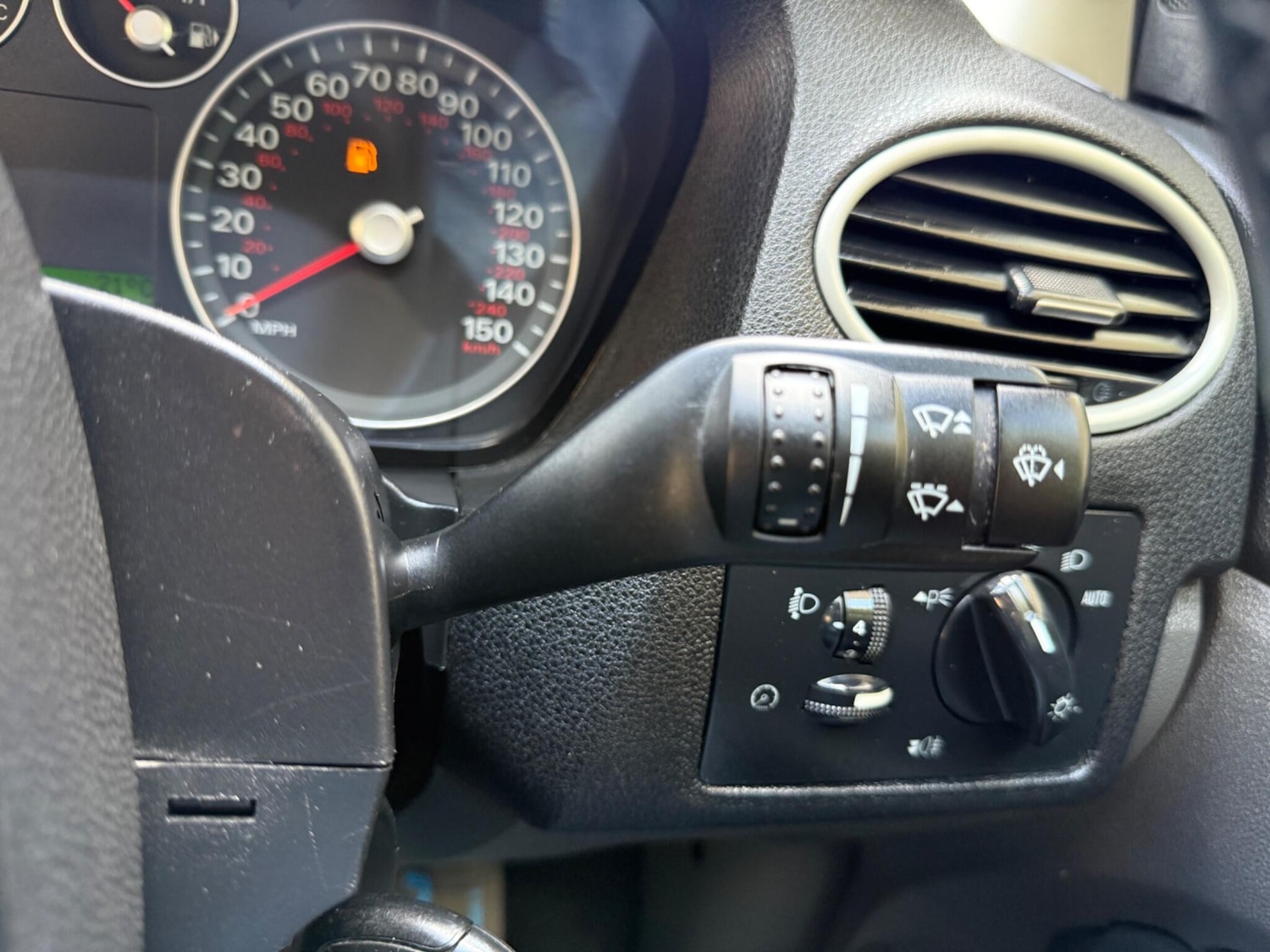 Used Ford Focus 2005 for sale - 76409361: Photo 37