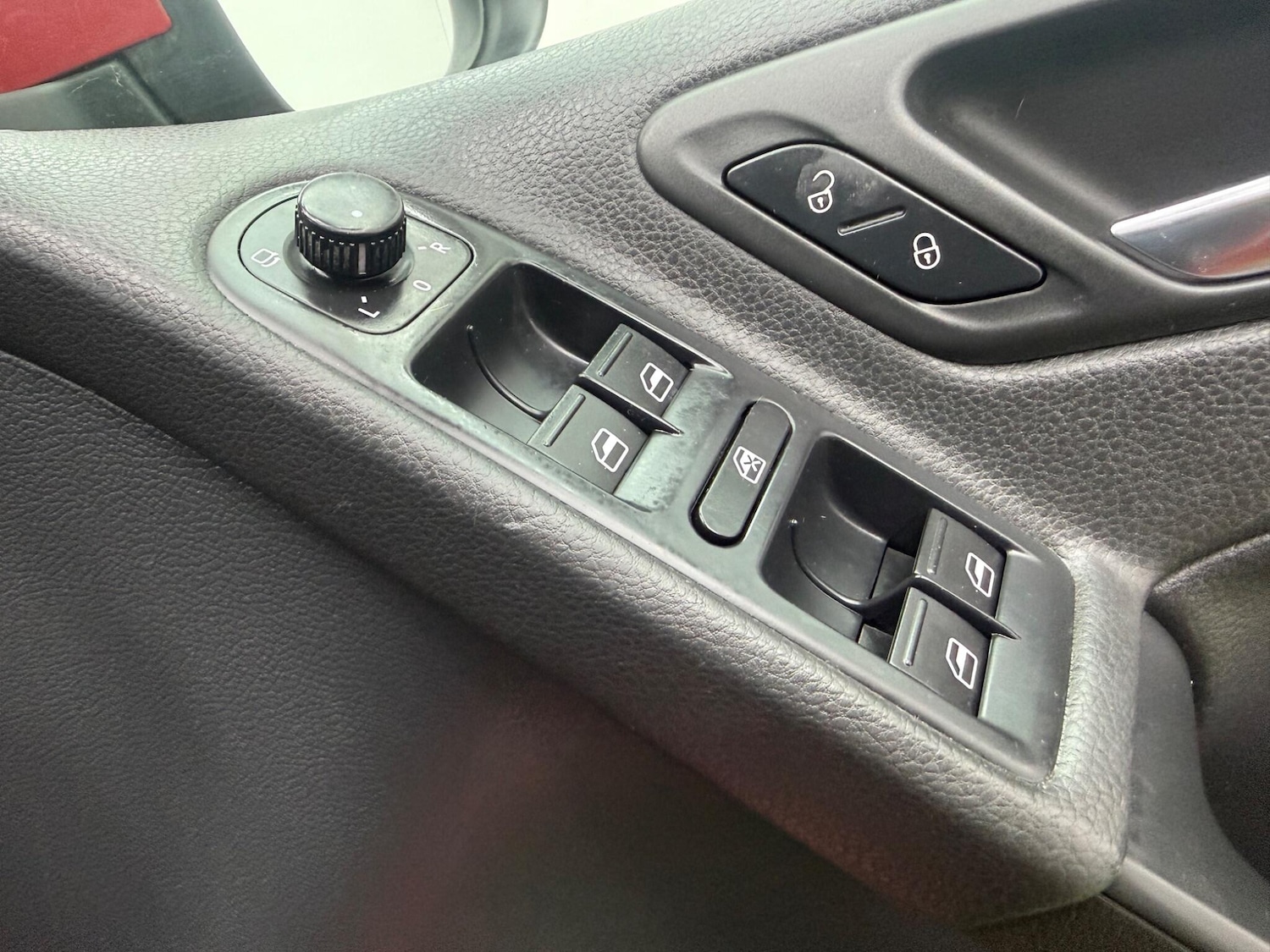 Used Volkswagen Golf 2009 for sale - 77982239: Photo 43