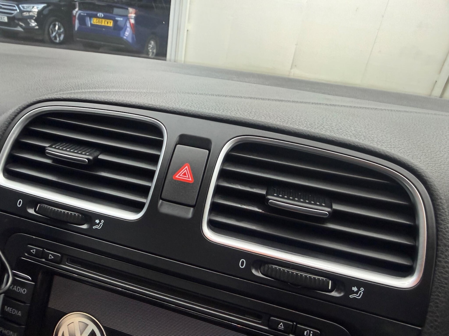 Used Volkswagen Golf 2009 for sale - 77982239: Photo 46