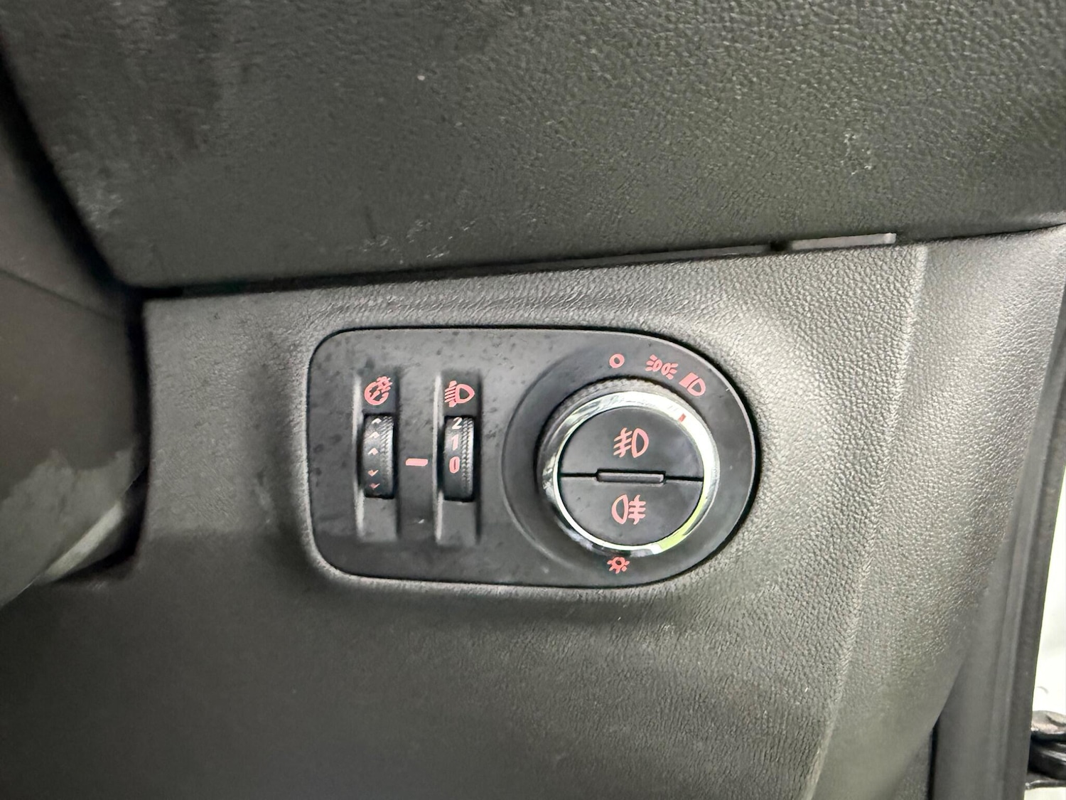 Used Vauxhall Corsa for sale - 77724053: Photo 40