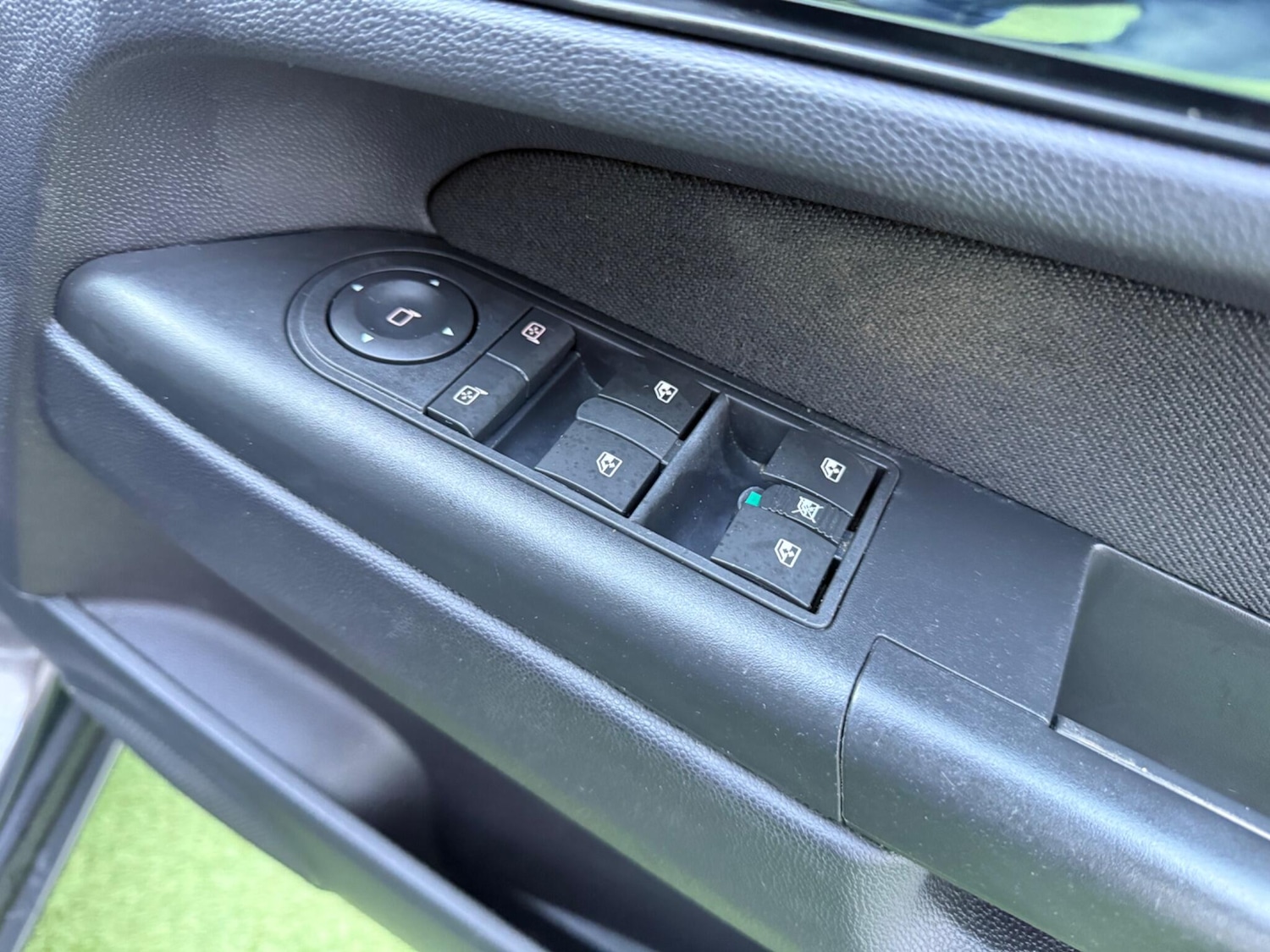 Used Vauxhall Zafira 2012 for sale - 77279096: Photo 43