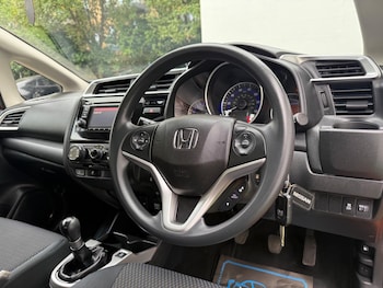 Used Honda Jazz 2018 for sale - 76484460: Photo