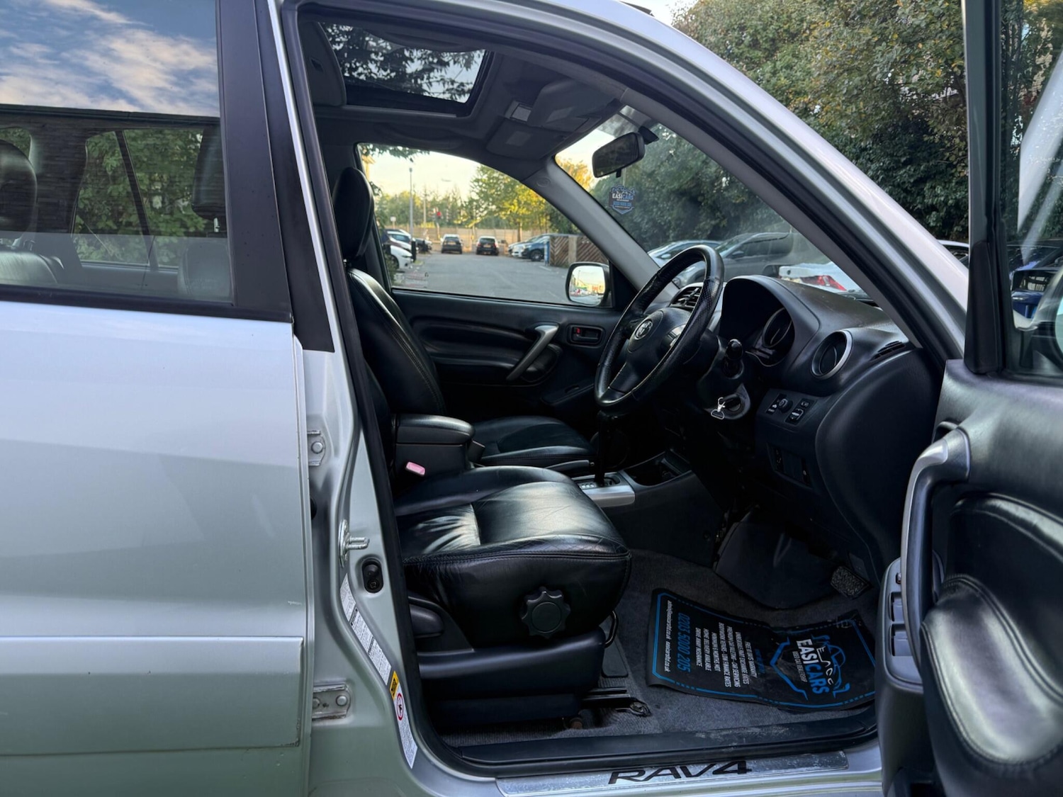 Used Toyota RAV4 2003 for sale - 76158578: Photo 23