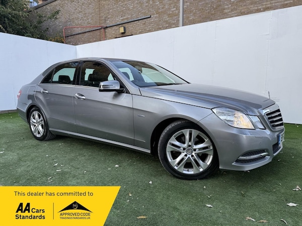 Used Mercedes-Benz E Class 2012 for sale - 76246625: Photo 1