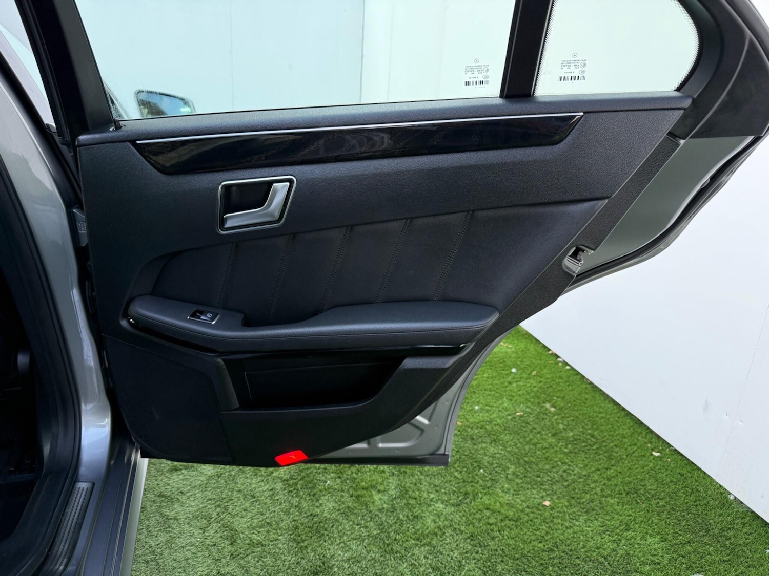 Used Mercedes-Benz E Class 2012 for sale - 76246625: Photo 21