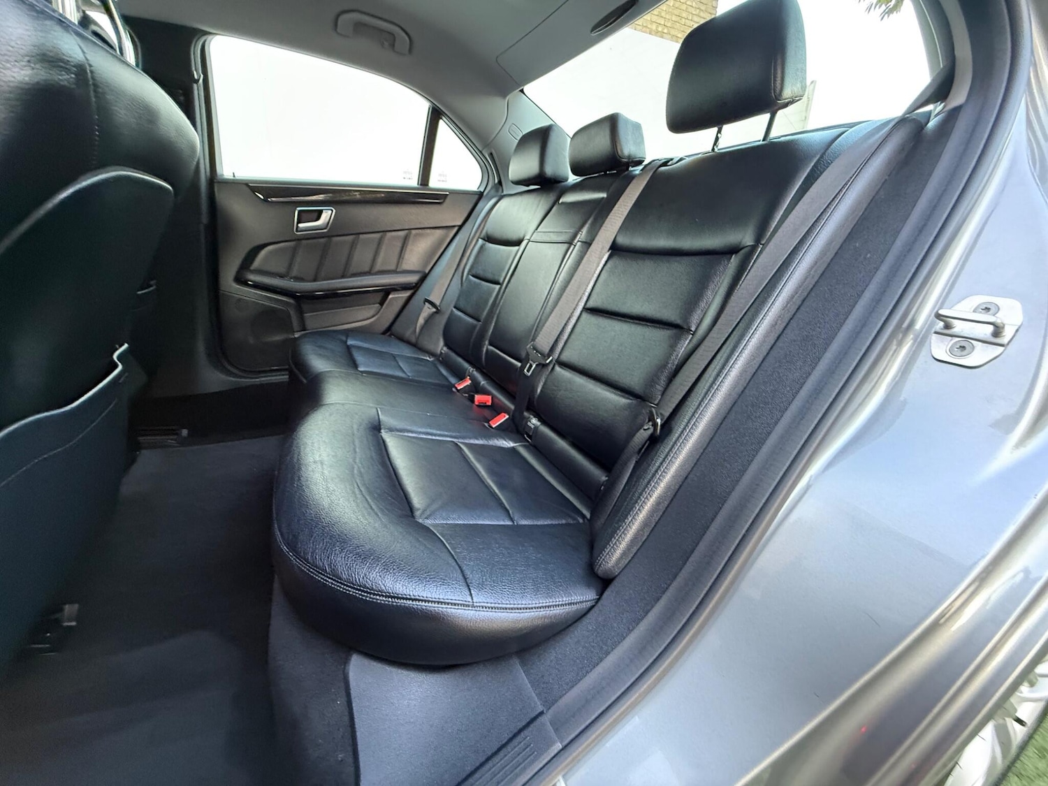 Used Mercedes-Benz E Class 2012 for sale - 76246625: Photo 24