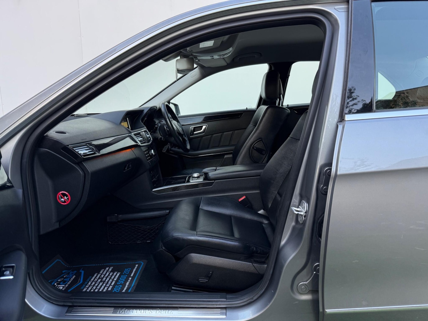 Used Mercedes-Benz E Class 2012 for sale - 76246625: Photo 25