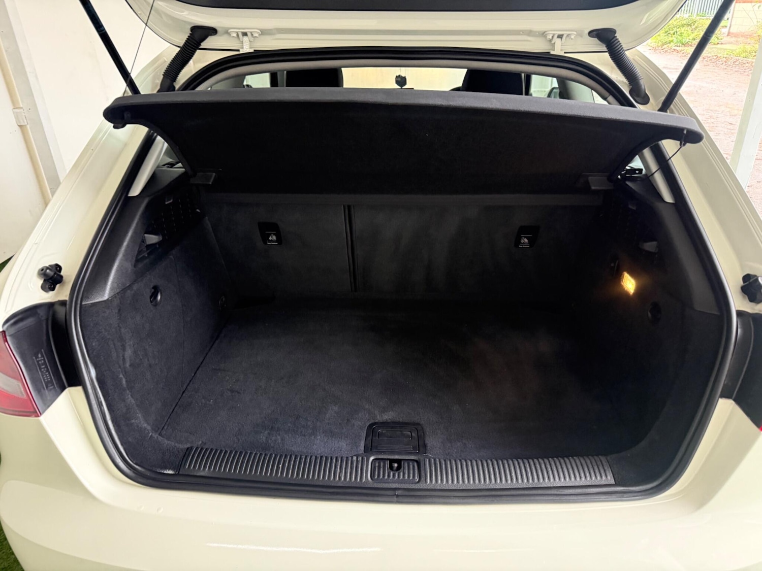 Used Audi A3 2013 for sale - 76688561: Photo 8