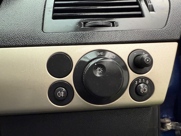 Used Vauxhall Astra 2008 for sale - 76315033: Photo 41