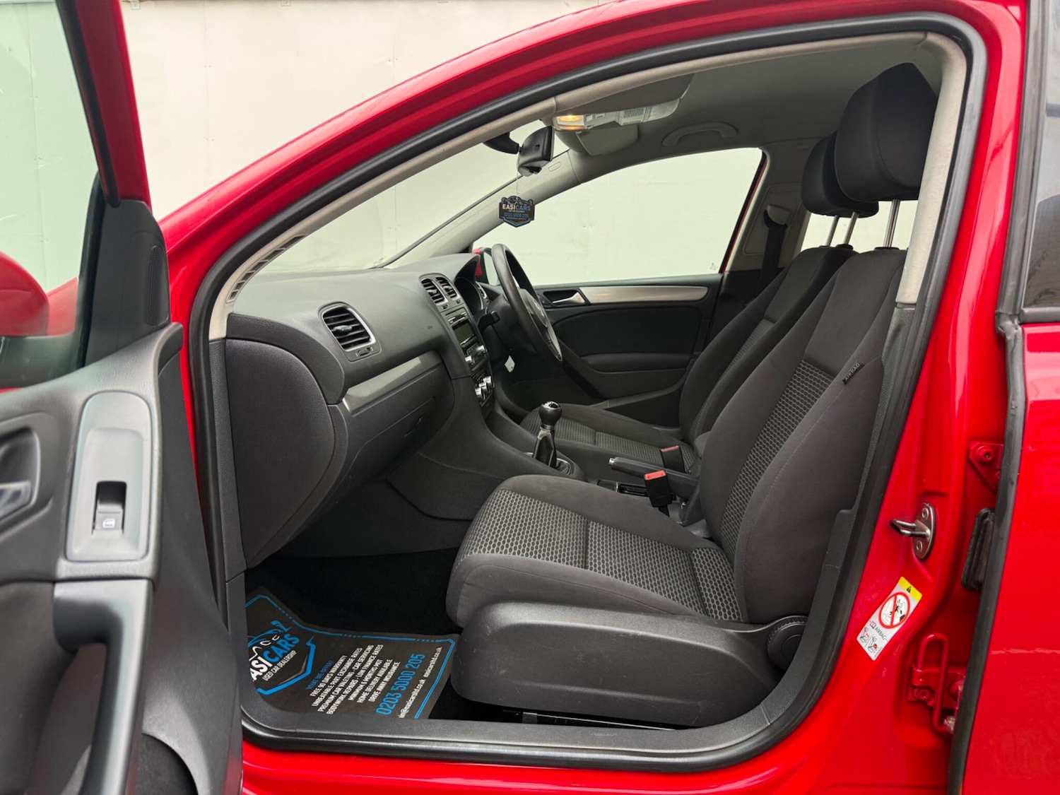 Used Volkswagen Golf 2010 for sale - 76408394: Photo 24