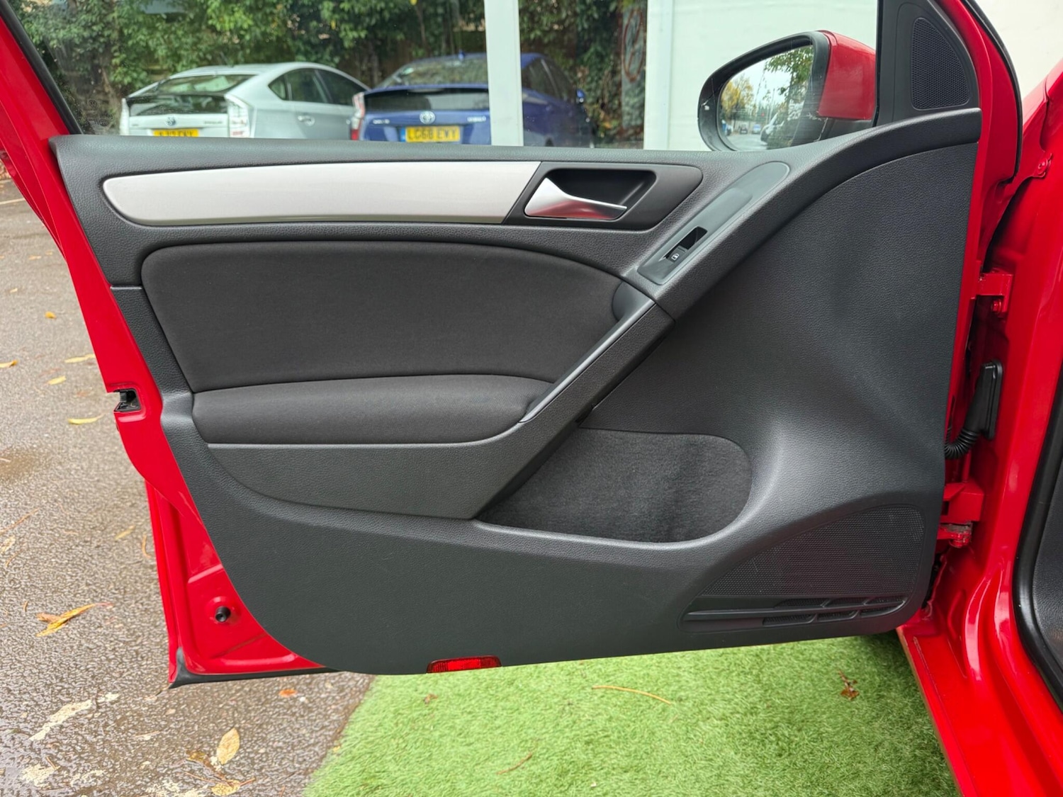 Used Volkswagen Golf 2010 for sale - 76408394: Photo 26