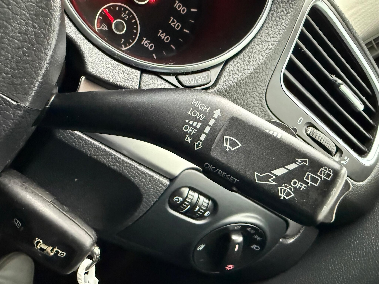 Used Volkswagen Golf 2010 for sale - 76408394: Photo 34