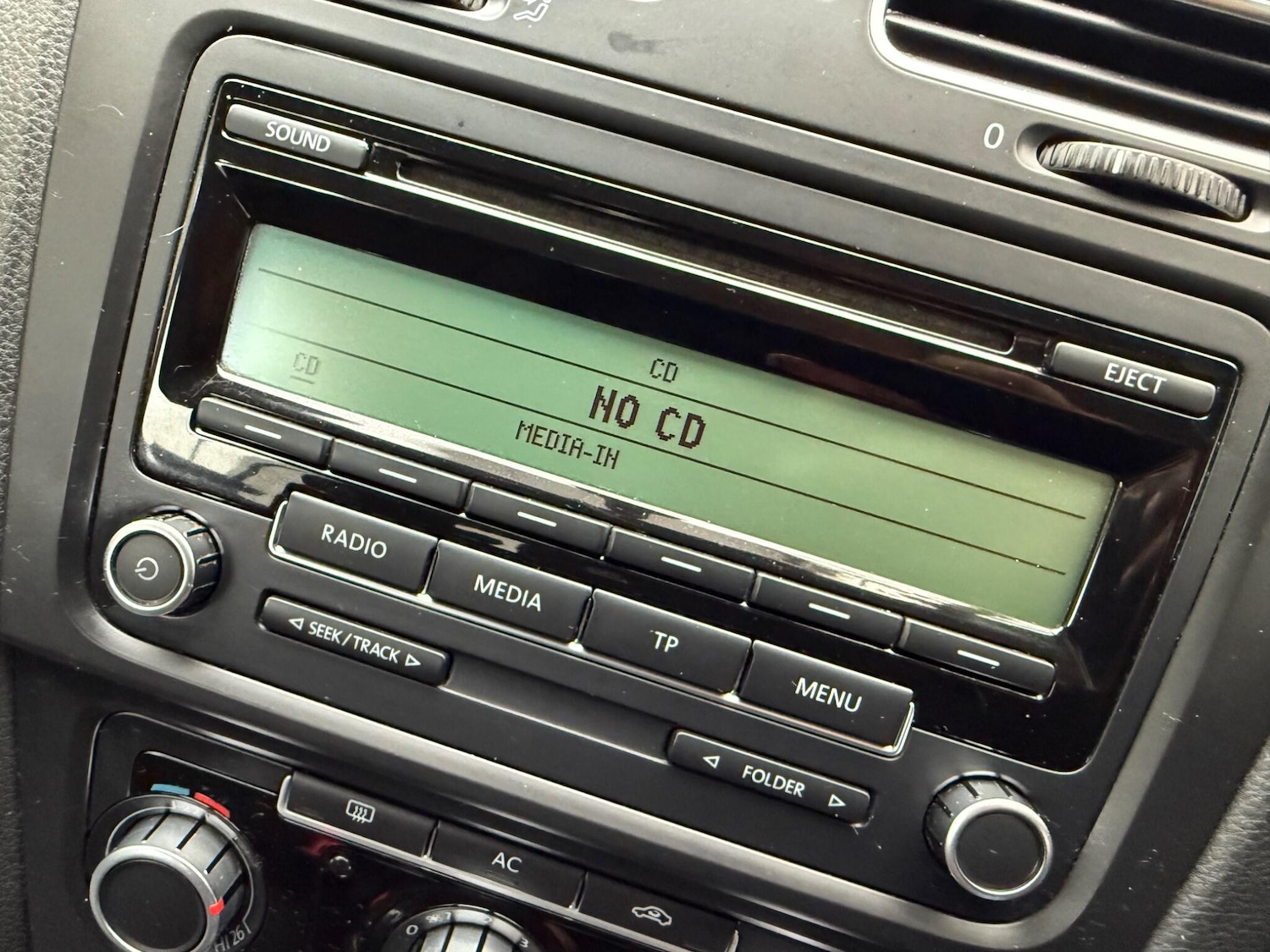 Used Volkswagen Golf 2010 for sale - 76408394: Photo 43