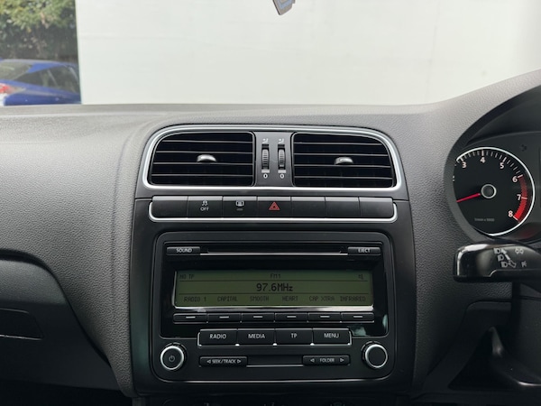 Used Volkswagen Polo 2011 for sale - 75199335: Photo 29