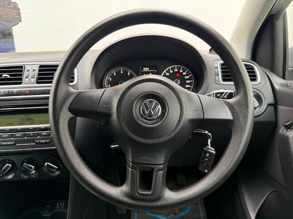 Used Volkswagen Polo 2011 for sale - 75199335: Photo 32