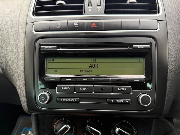 Used Volkswagen Polo 2011 for sale - 75199335: Photo 43