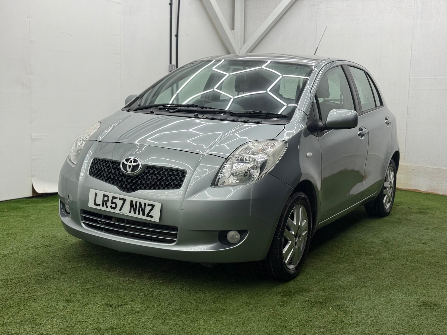 Used Toyota Yaris 2007 for sale - 77320433: Photo 11