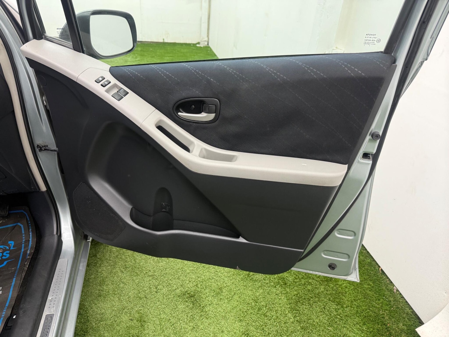 Used Toyota Yaris 2007 for sale - 77320433: Photo 17